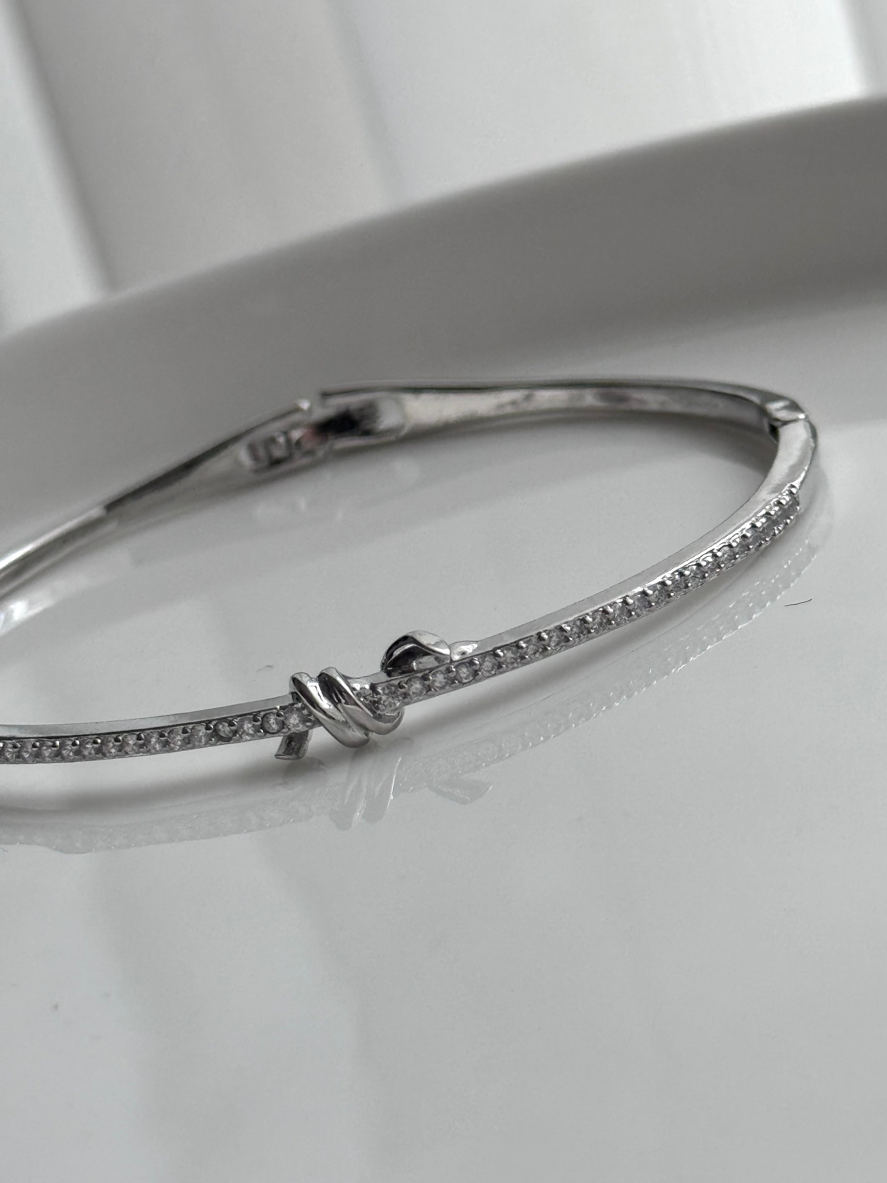 BRAZALETE NUDO MINI