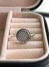 ANILLO CIRCULAR CON ZIRCONIAS