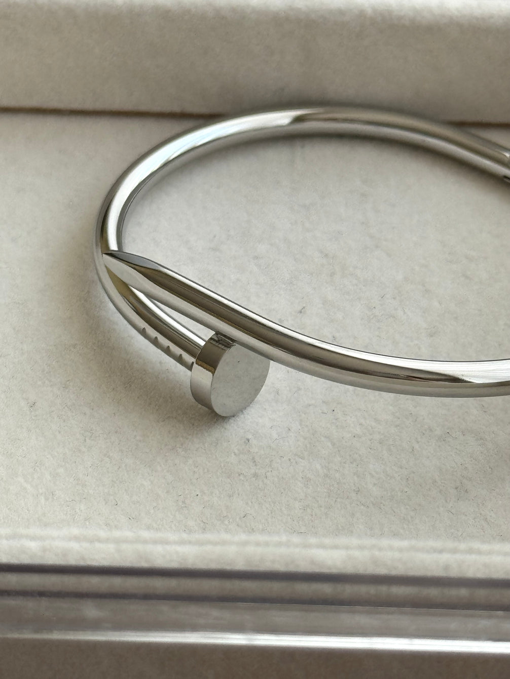 BRAZALETE CLAVO LISO