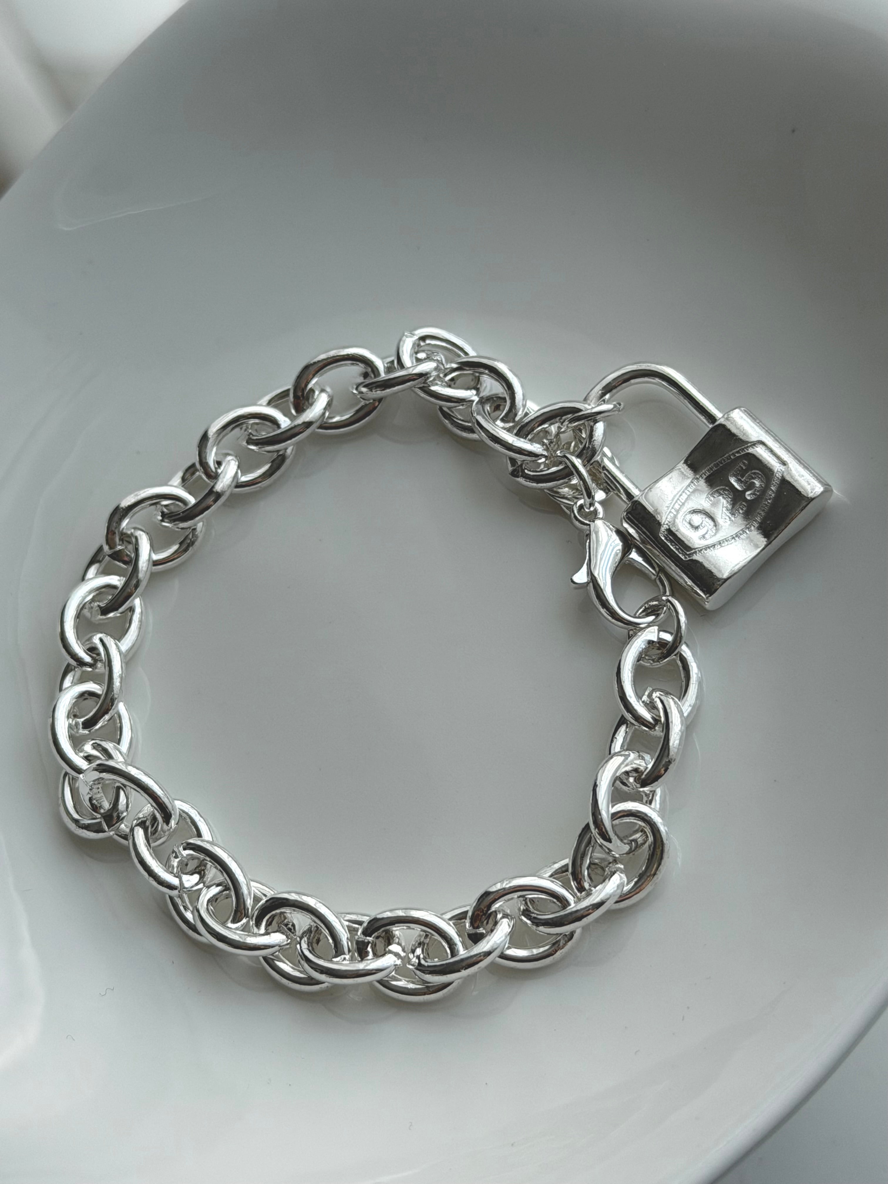 PULSERA CADADO
