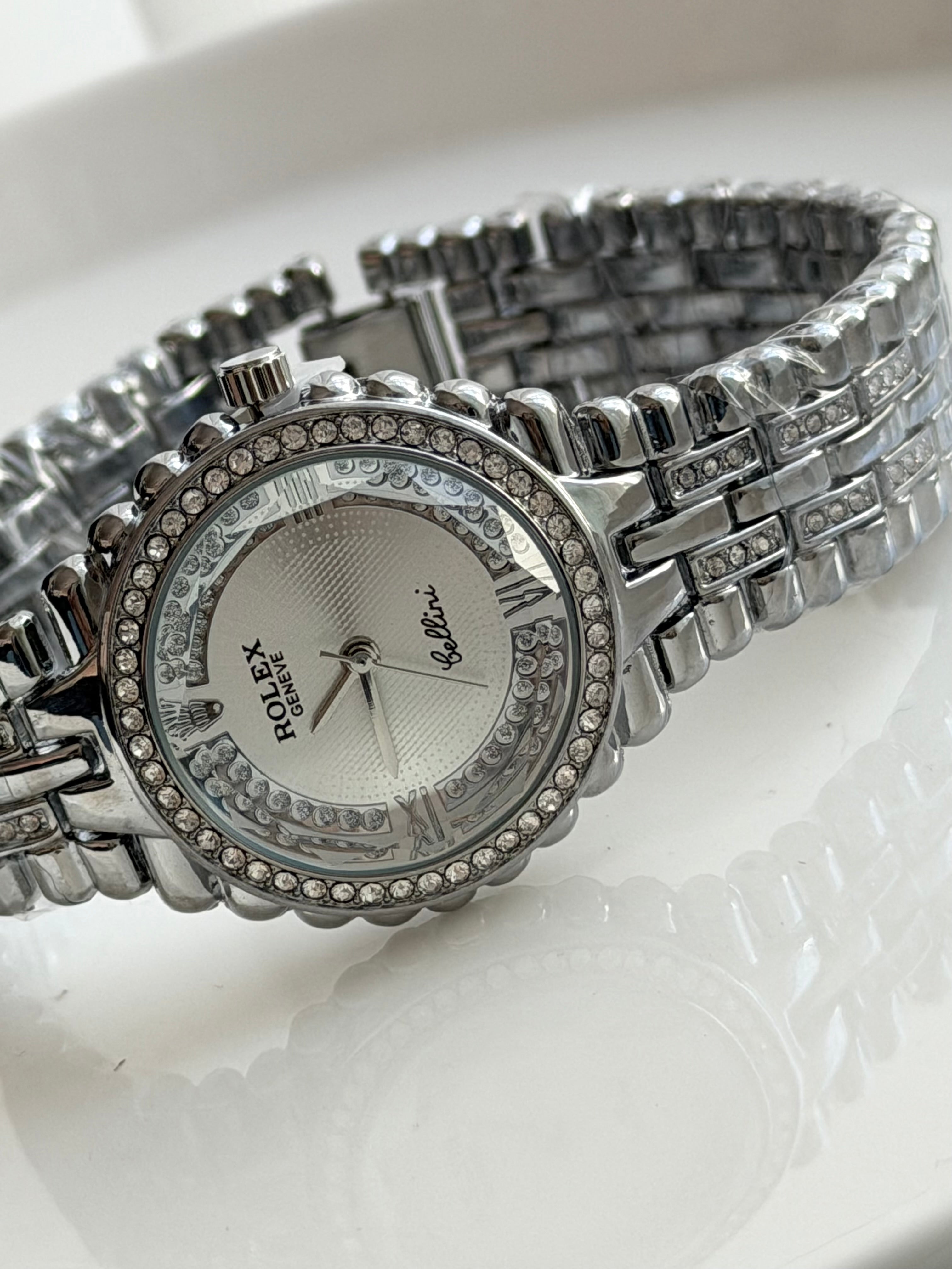 RELOJ CLÁSICO