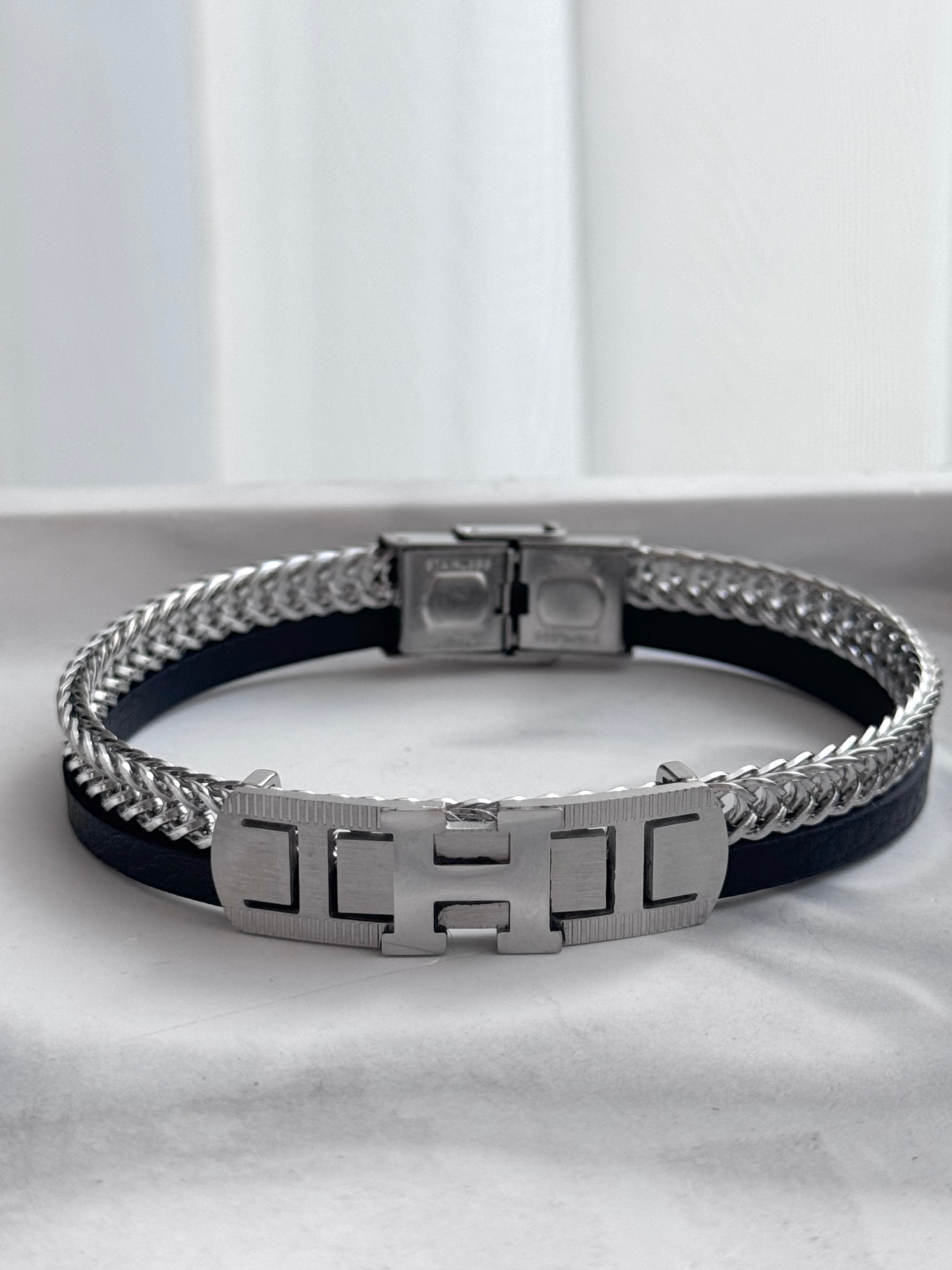 PULSERA PLACA H PLATEADA