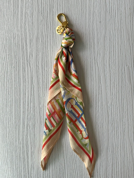 LLAVERO DE SEDA PARA BOLSA