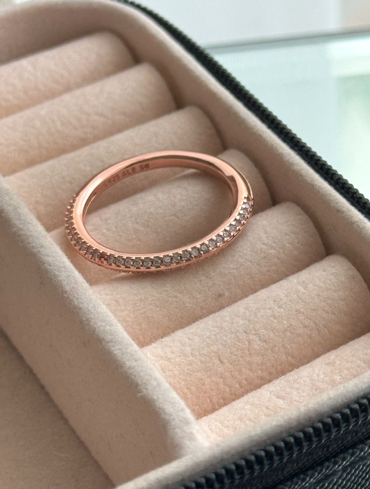 ARGOLLA CON ZIRCONIA