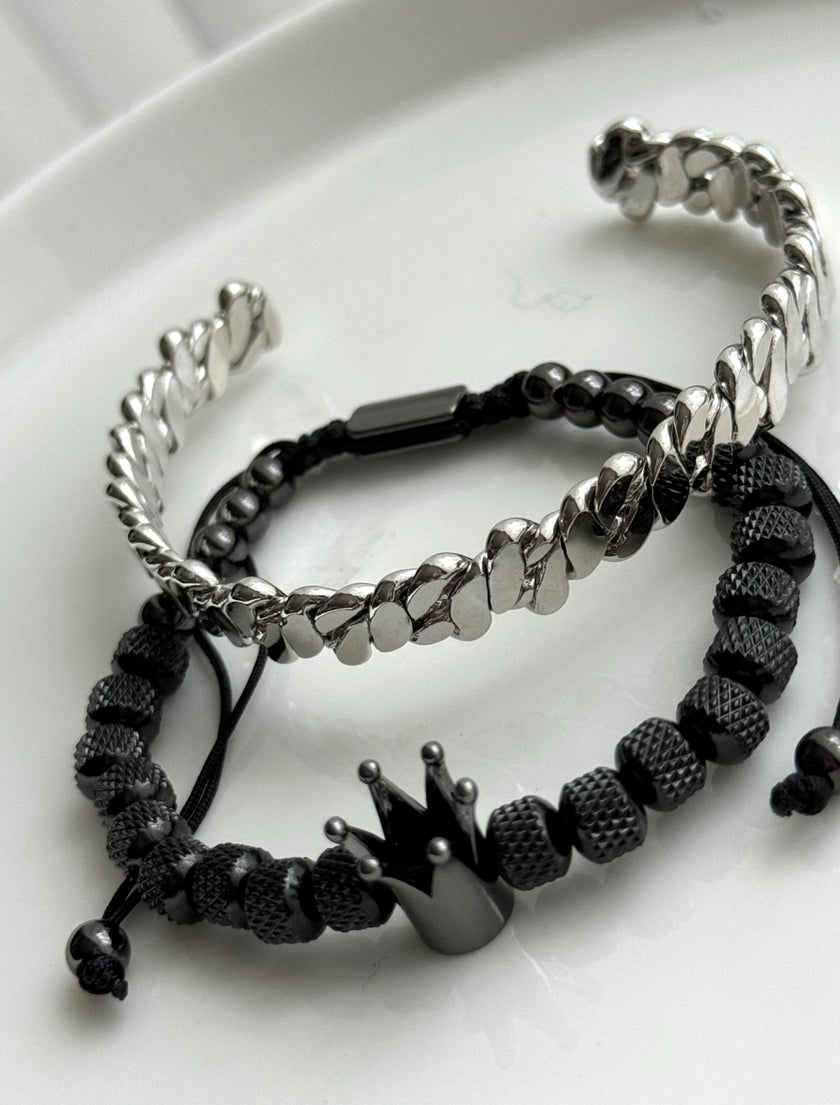 PAR PULSERA CORONA NEGRA