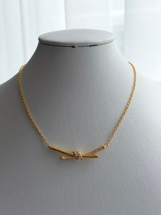 COLLAR NUDO LARGO