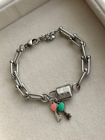PULSERA ESLABONES CON DIJES
