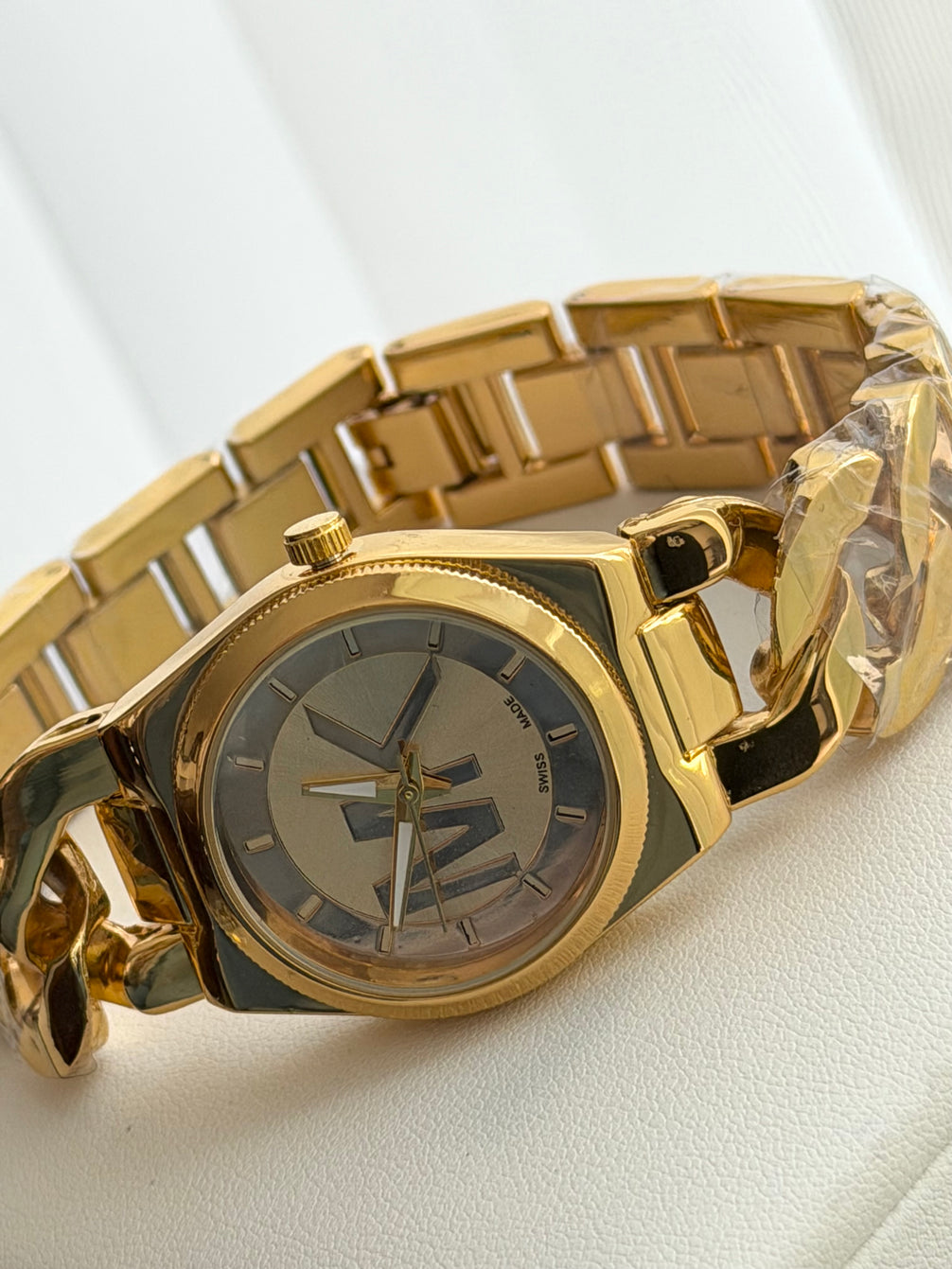 RELOJ MK