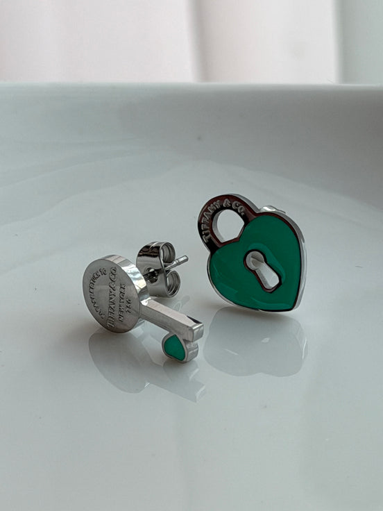 ARETE LLAVE Y CORAZON