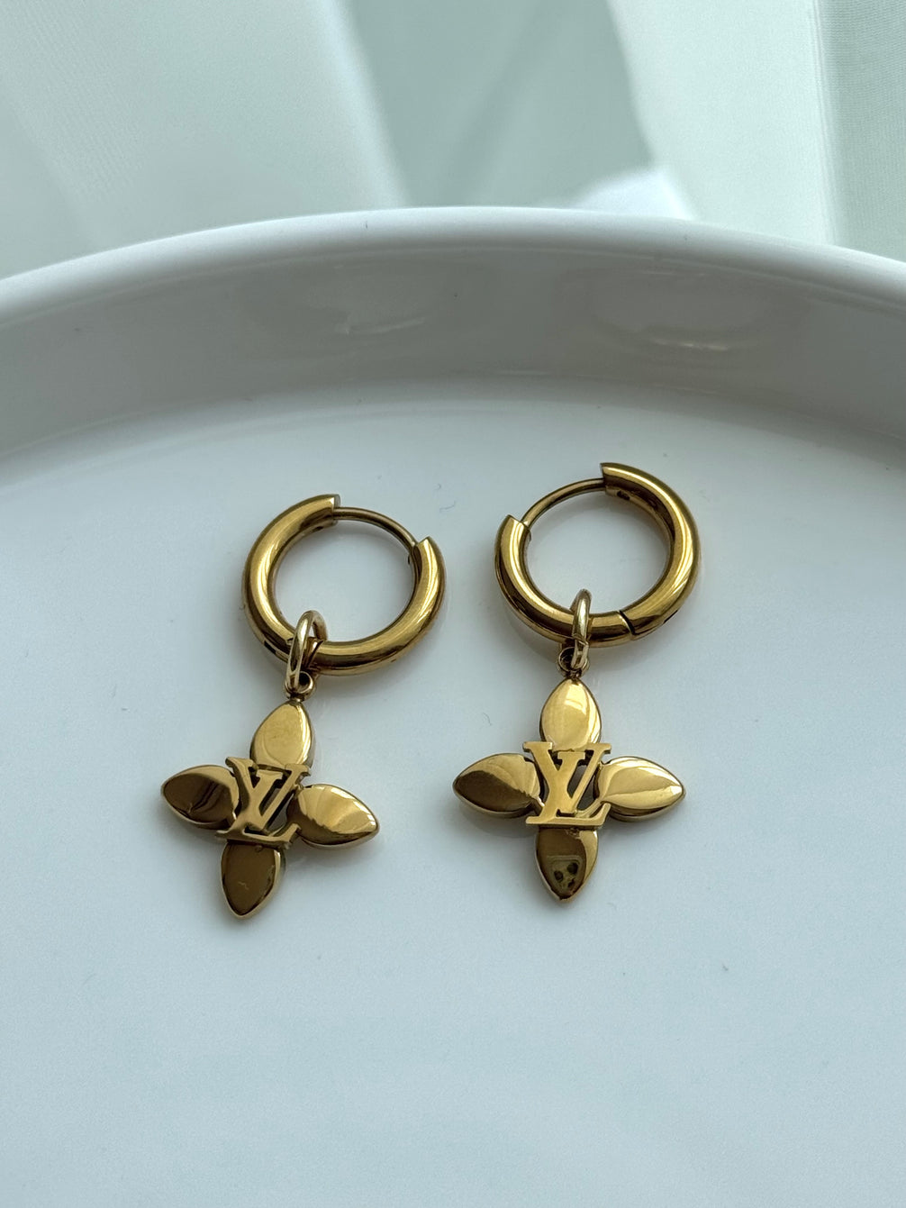 ARETE COLGANTE LV