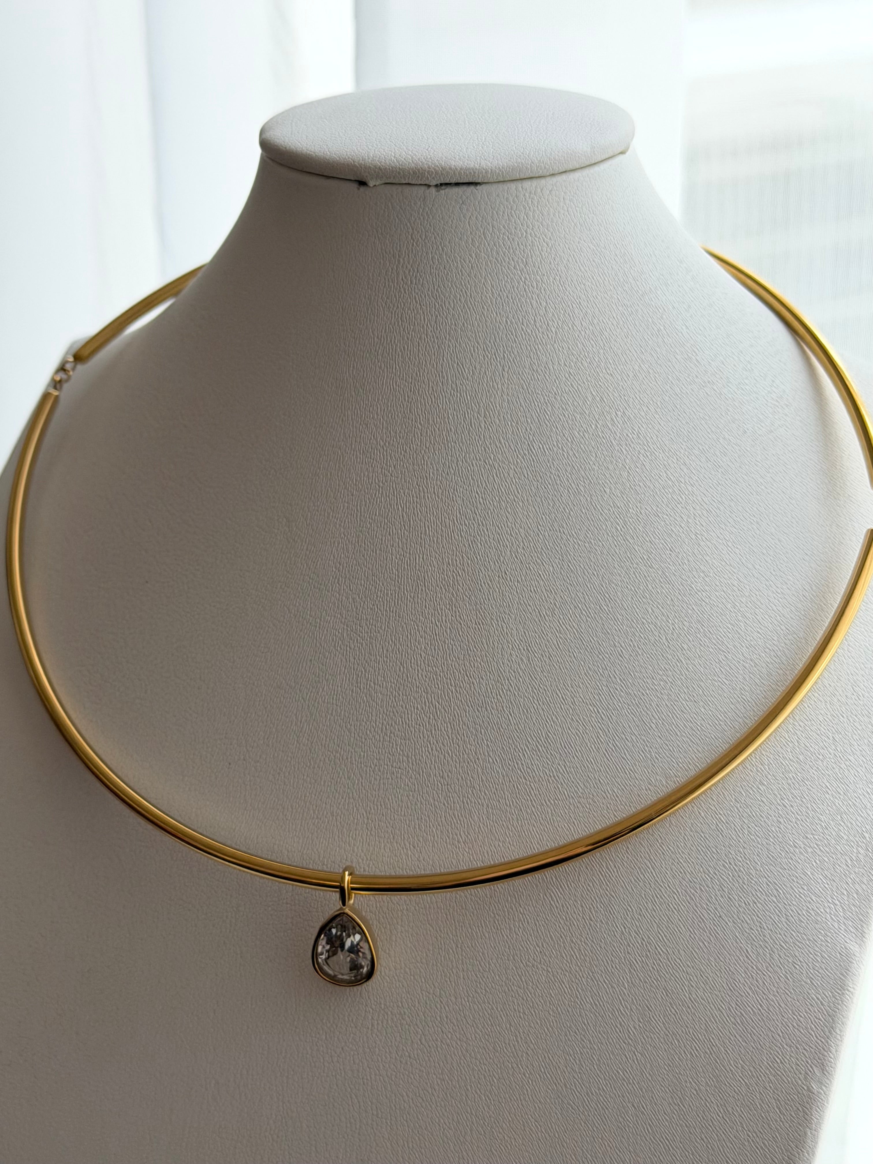 COLLAR ARO DIJE GOTA