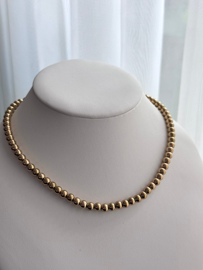COLLAR BOLITAS