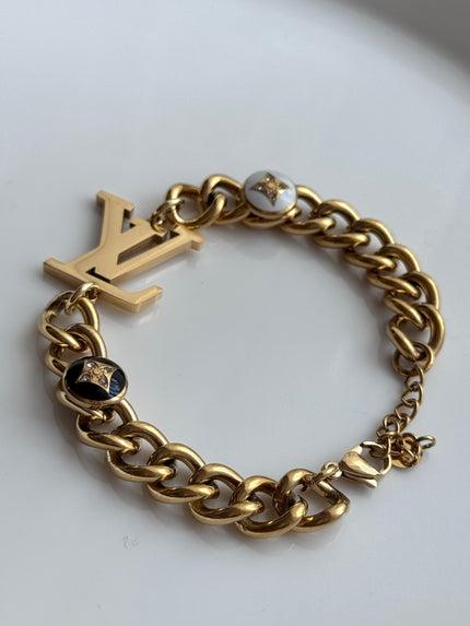 PULSERA LV