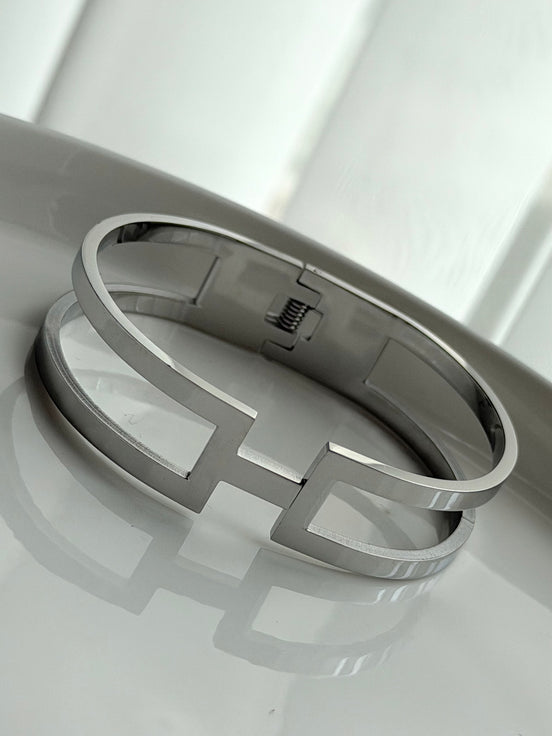 BRAZALETE H