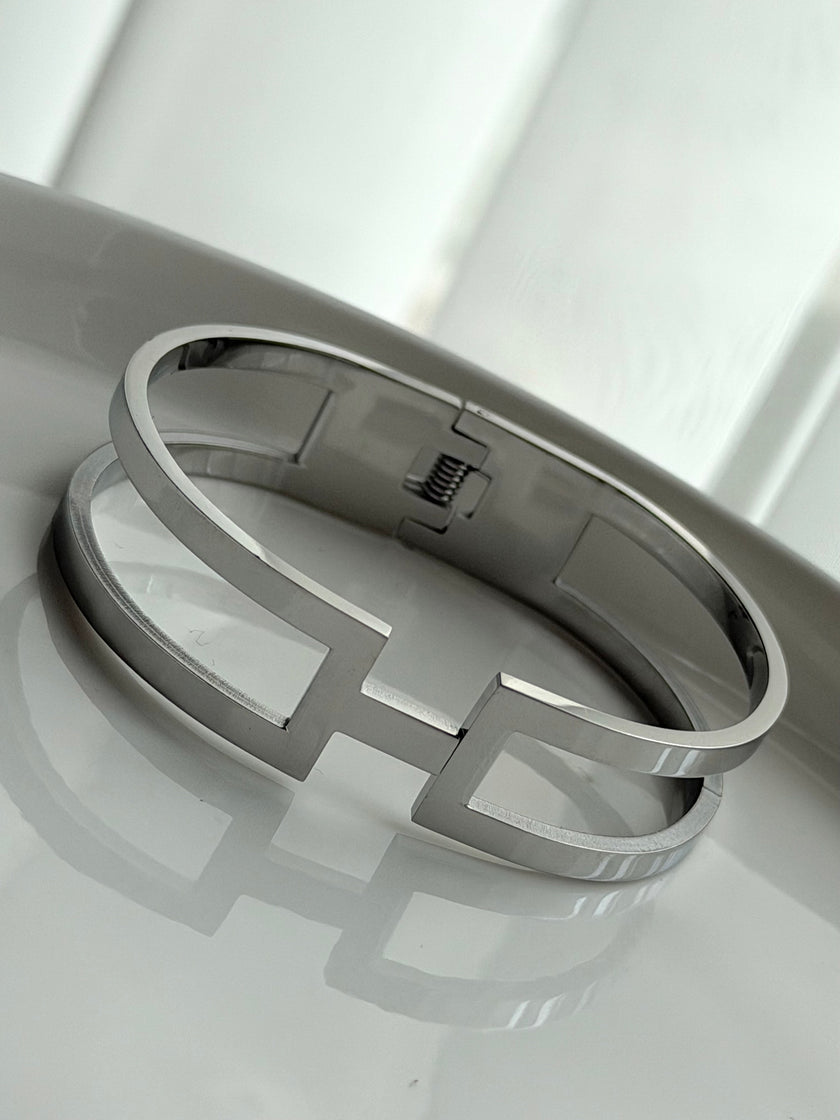 BRAZALETE H