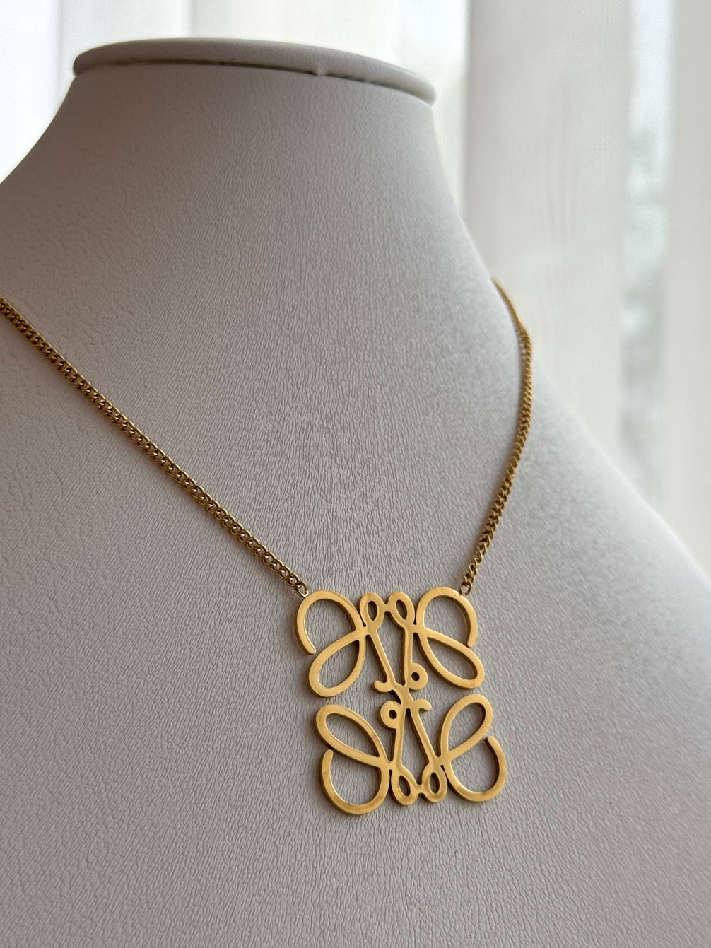 COLLAR LOEWE