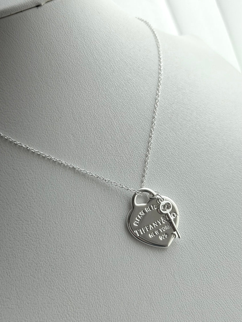 COLLAR CORAZON LLAVE