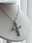 COLLAR CRUZ