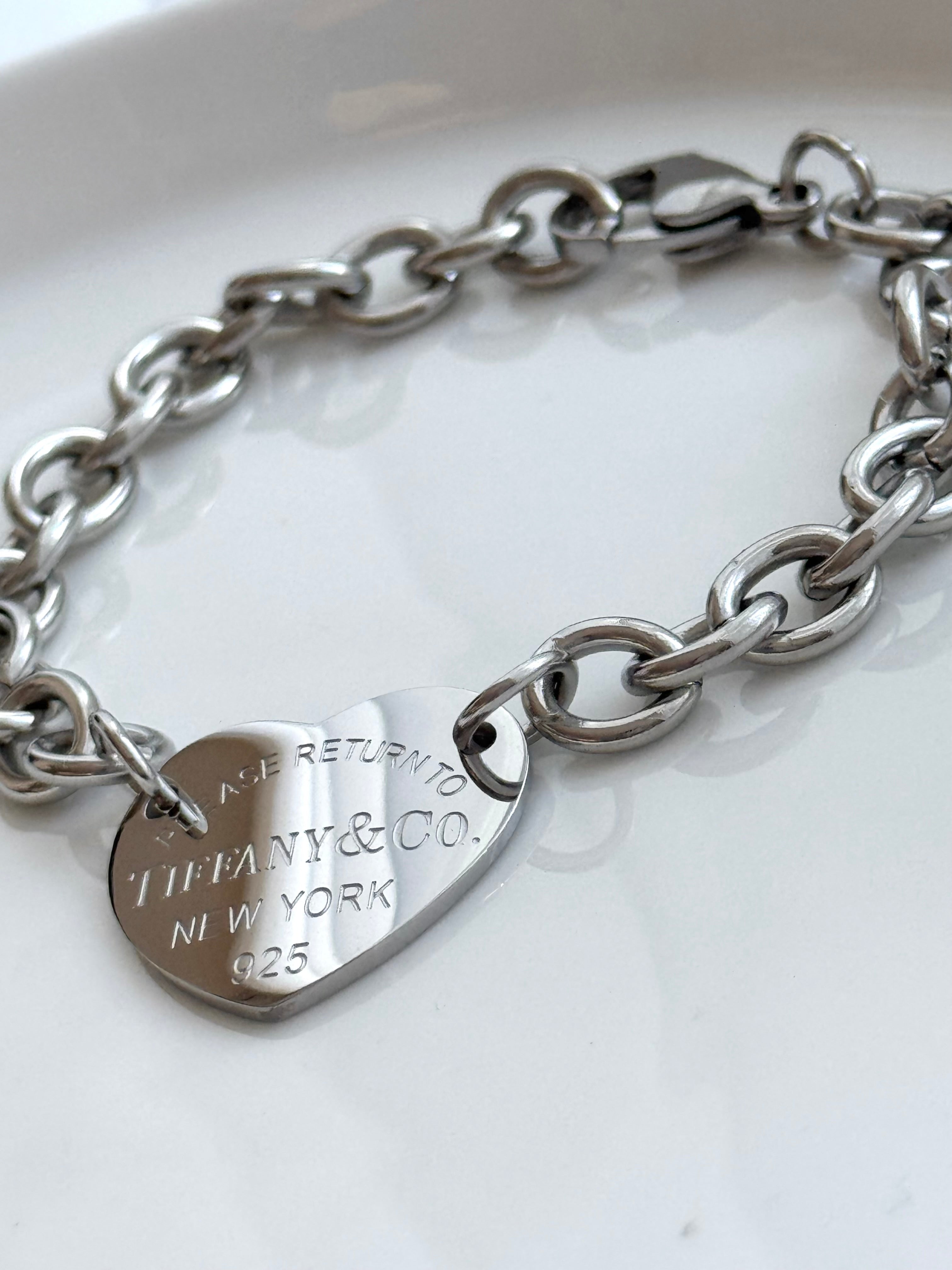 PULSERA TFNY PLACA CORAZON