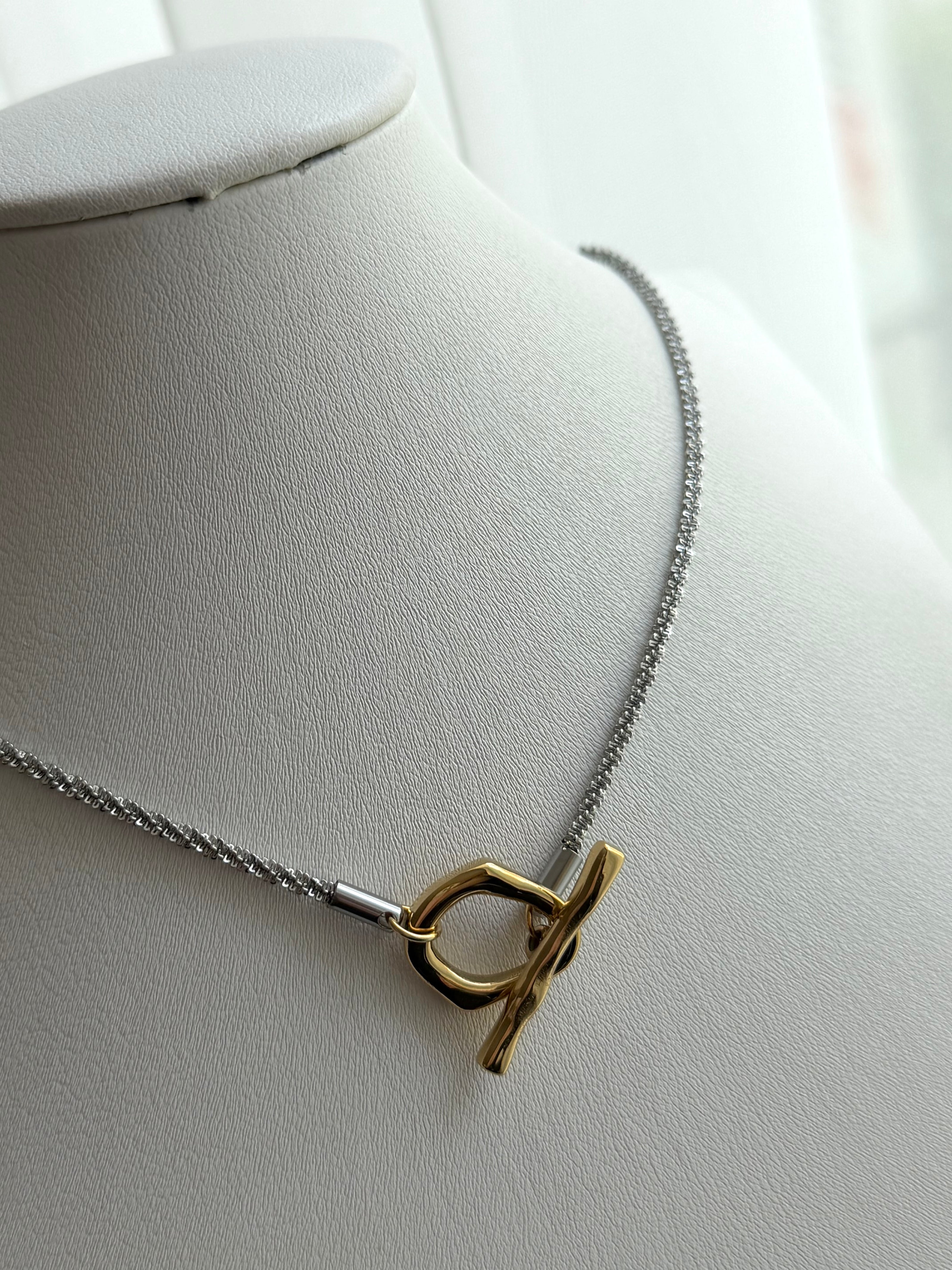 COLLAR CADENA BRILLOSA