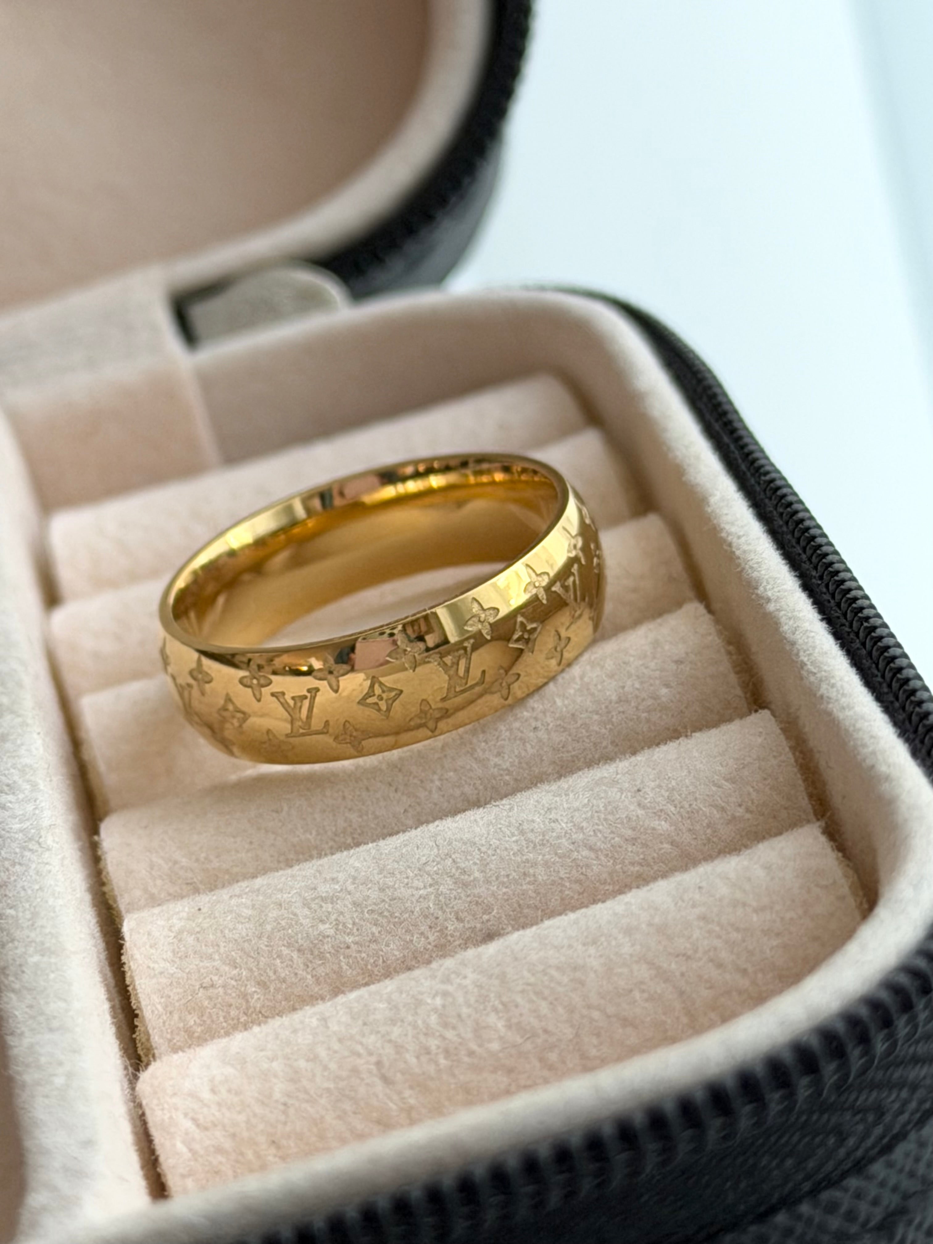 ANILLO LV