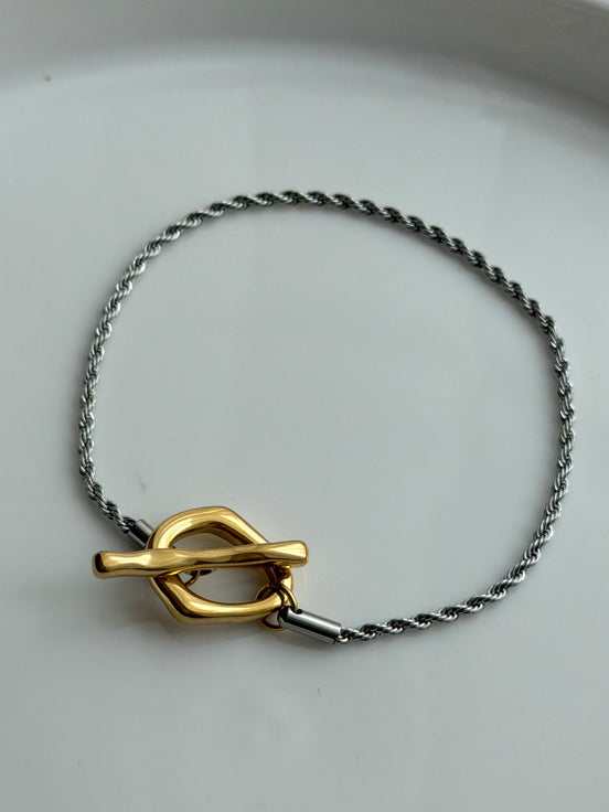 PULSERA CADENA DELGADA