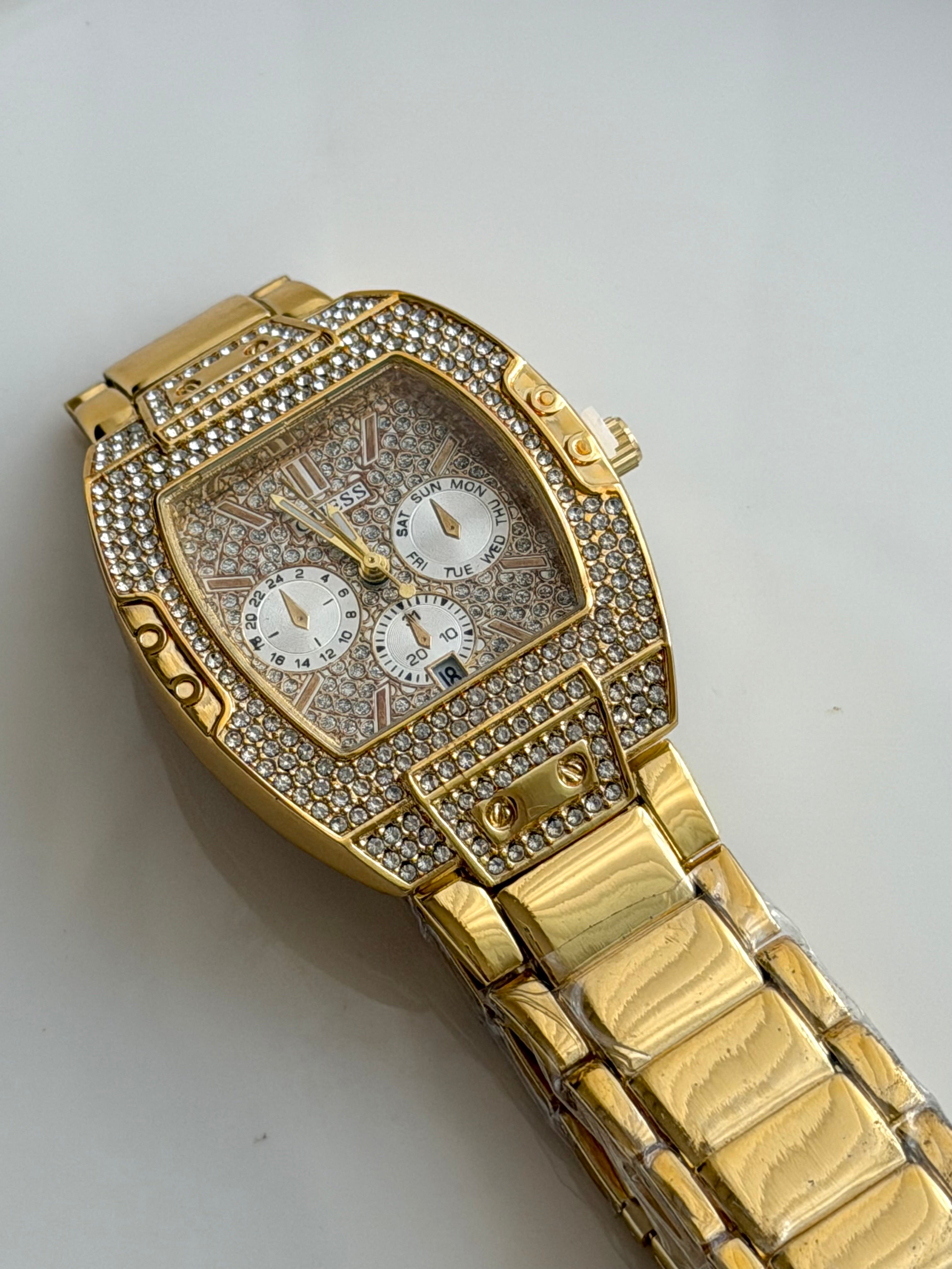 RELOJ CON CRISTALES