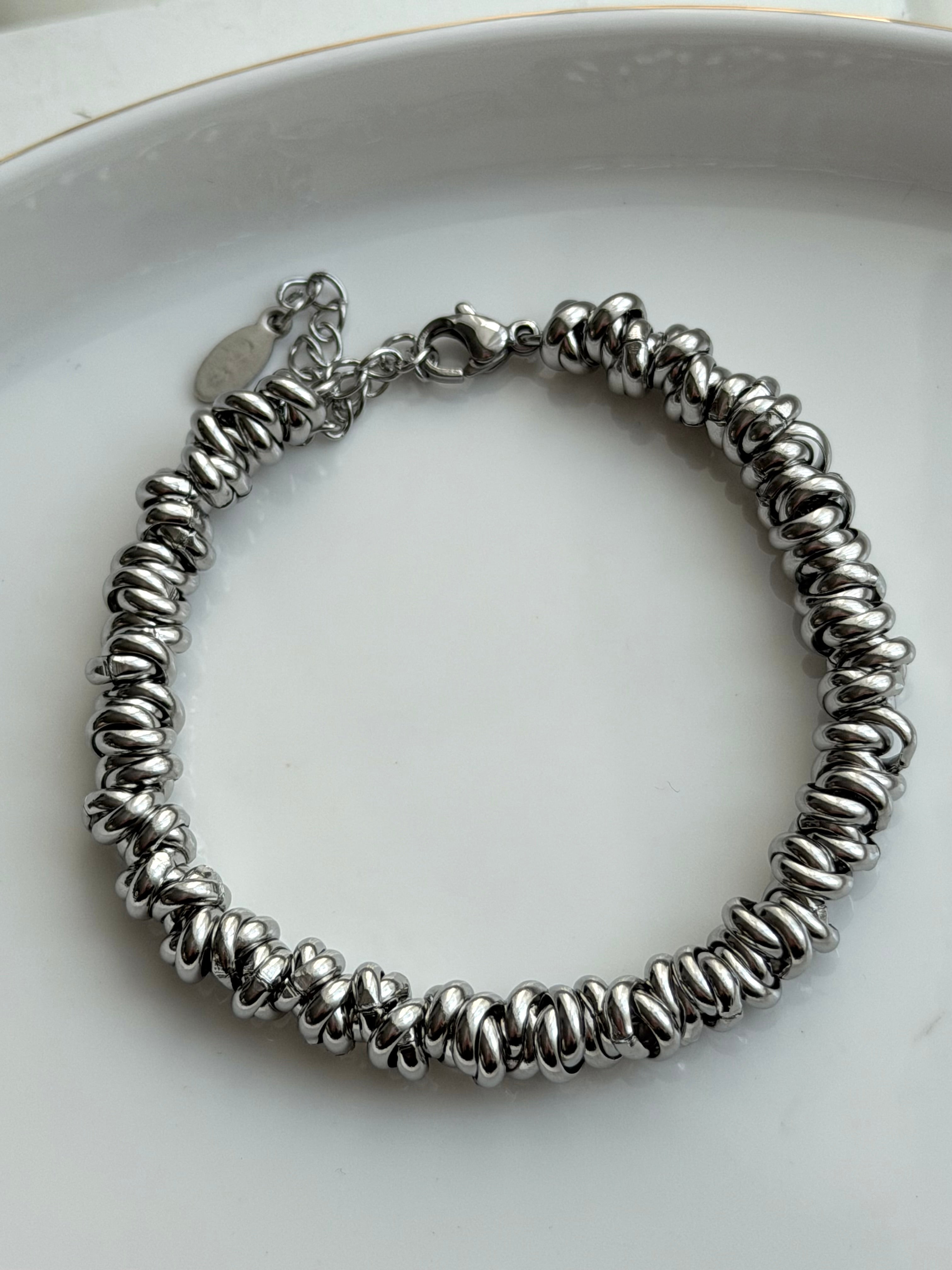 PULSERA ARGOLLAS