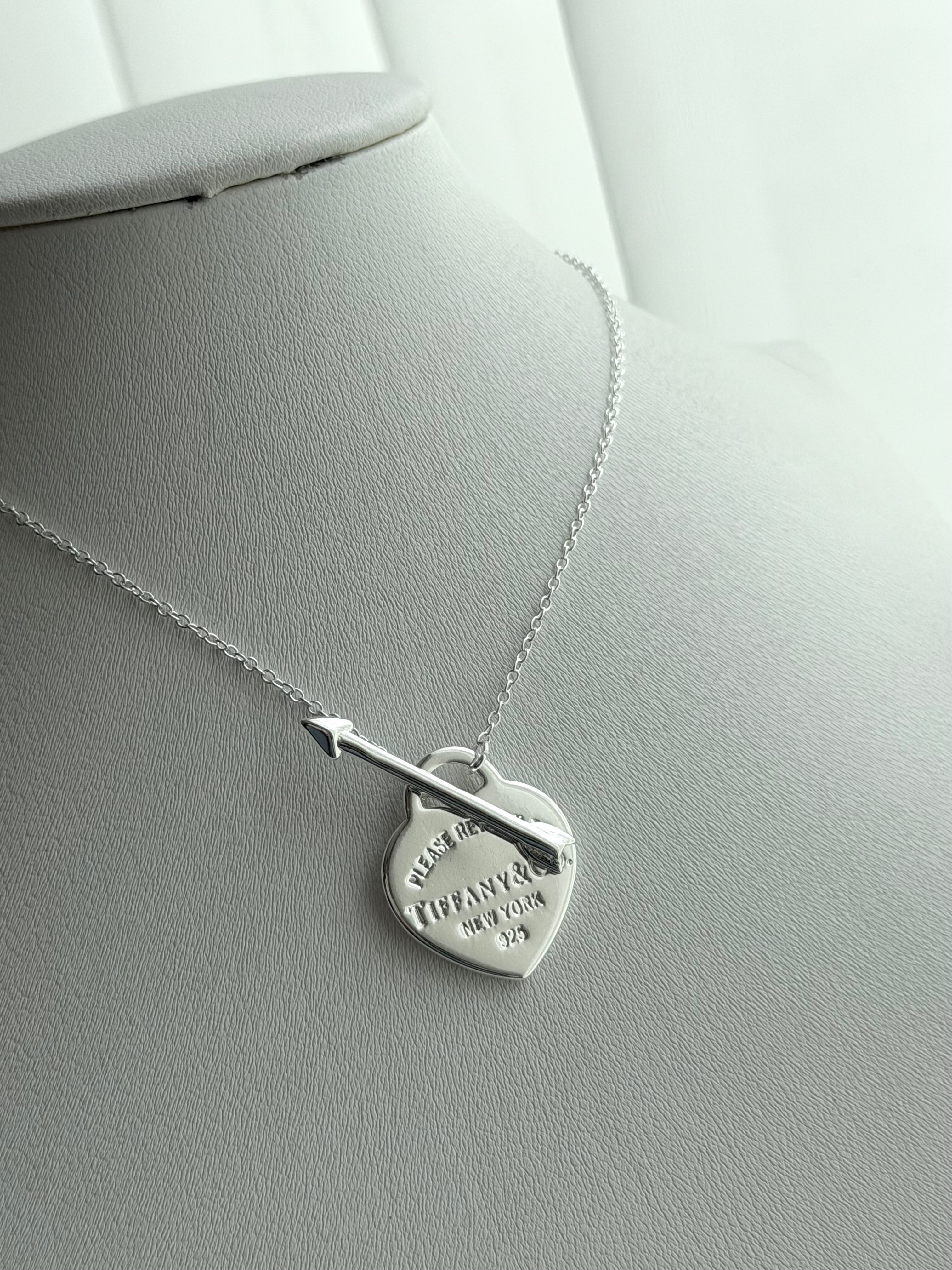 COLLAR BROCHE FLECHA