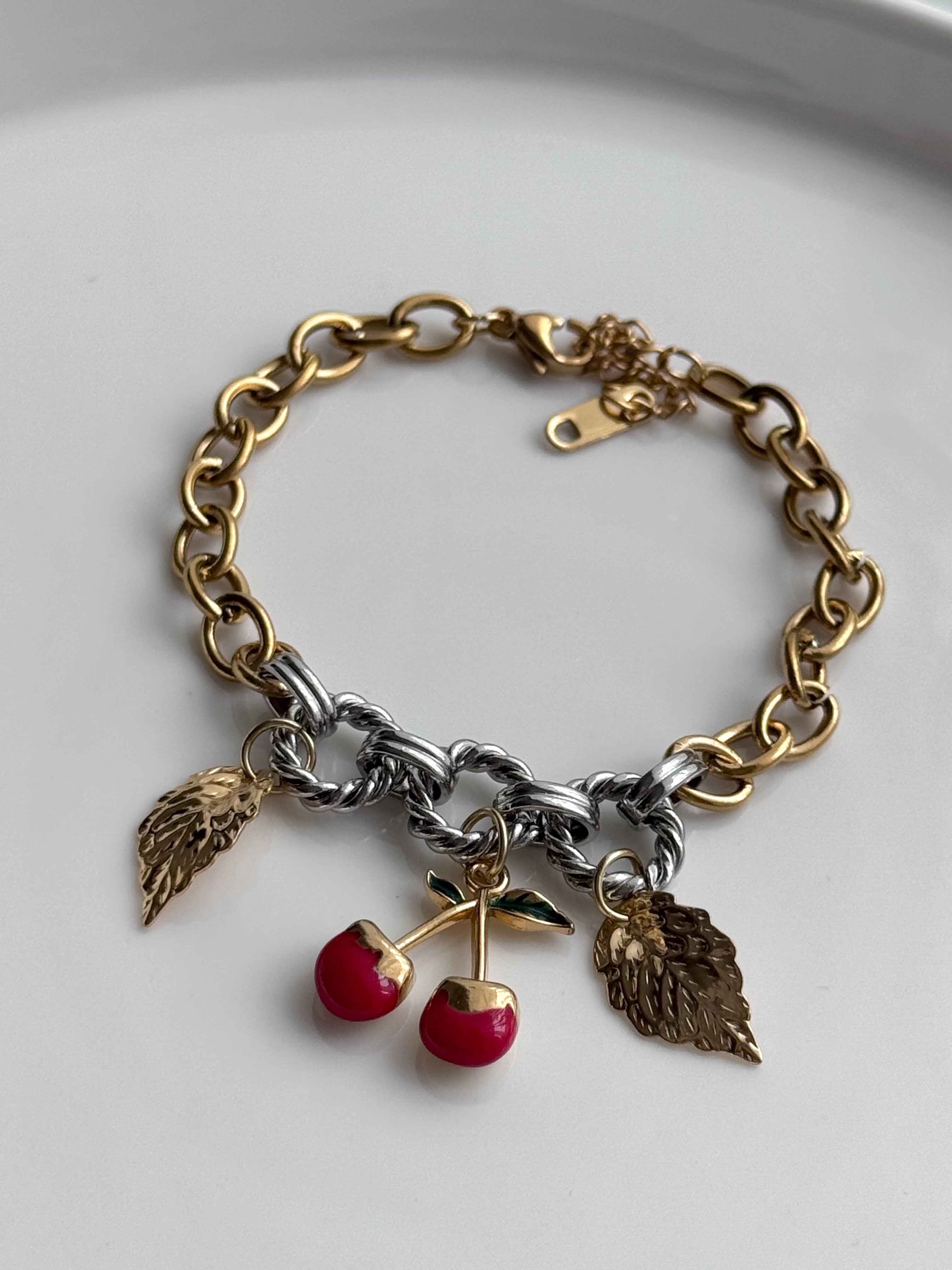PULSERA DIJE CEREZA