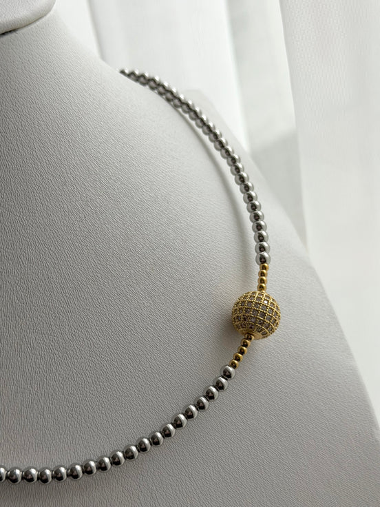 COLLAR BOLITA