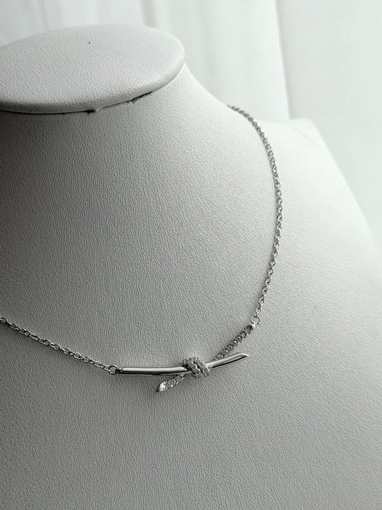 COLLAR NUDO LARGO