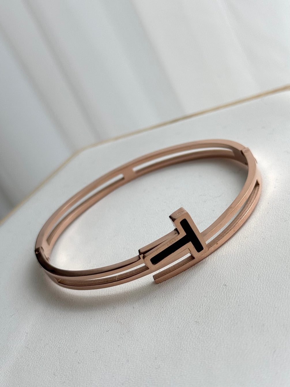 BRAZALETE T ROSA