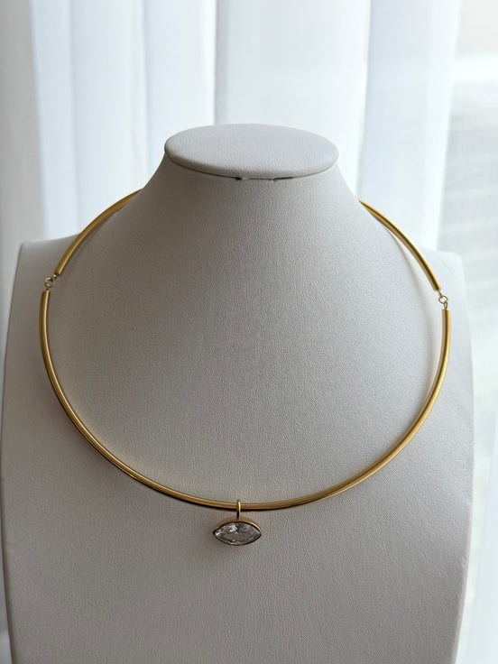 COLLAR ARO DIJE OJO