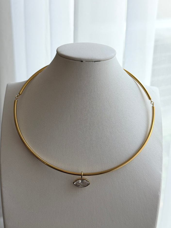 COLLAR ARO DIJE OJO