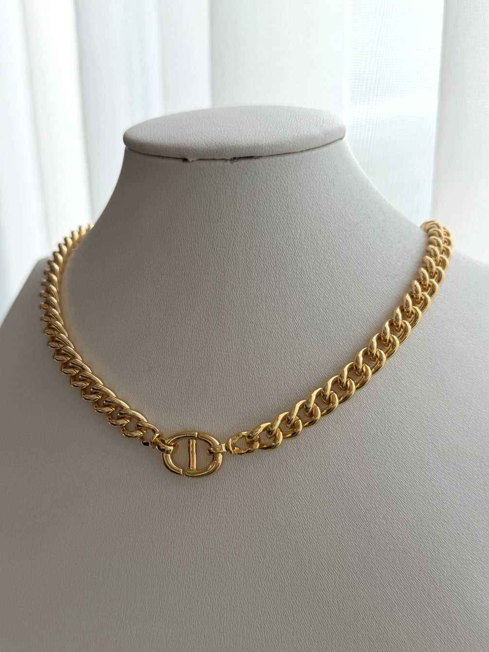 COLLAR CD