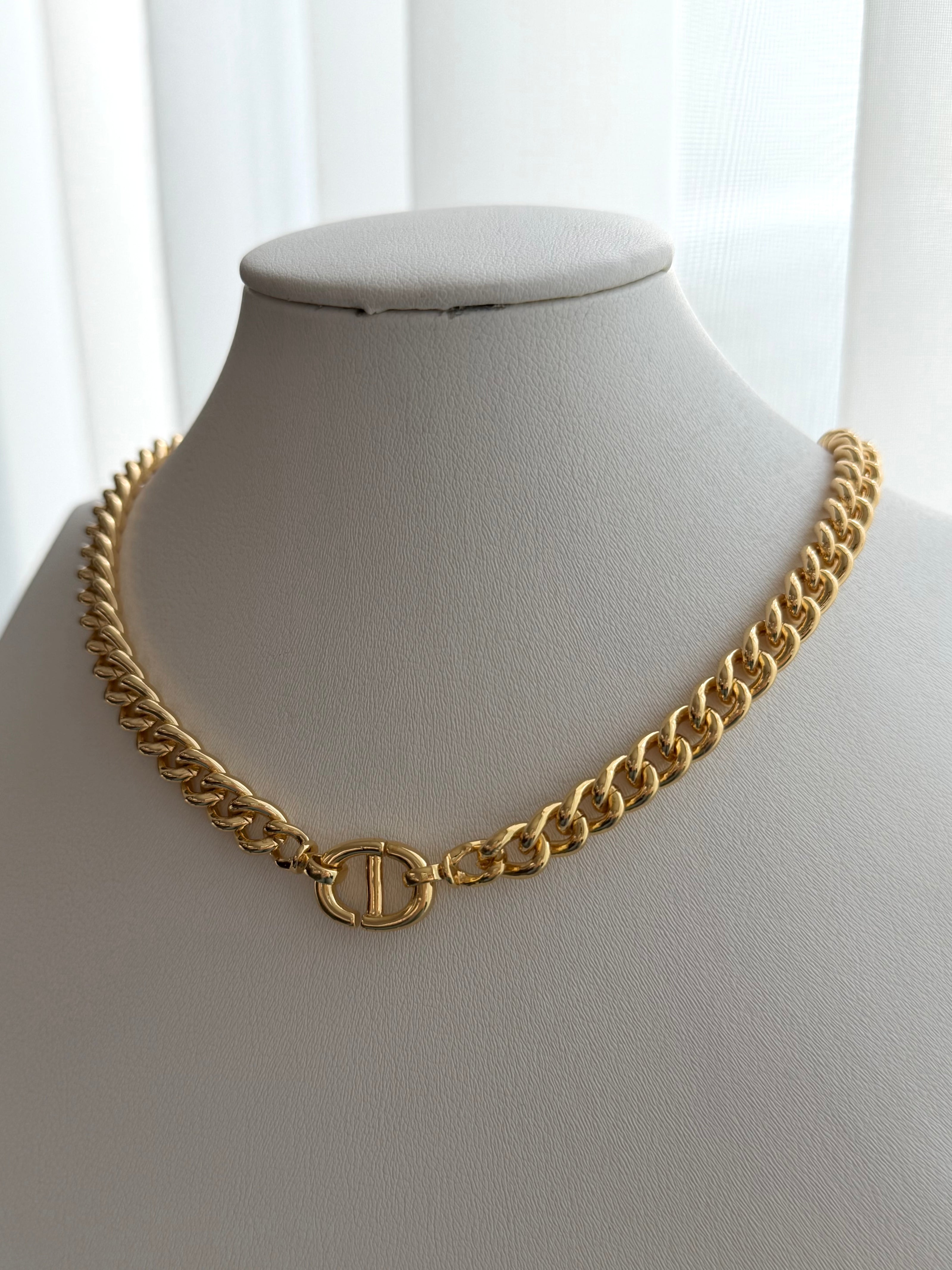 COLLAR CD