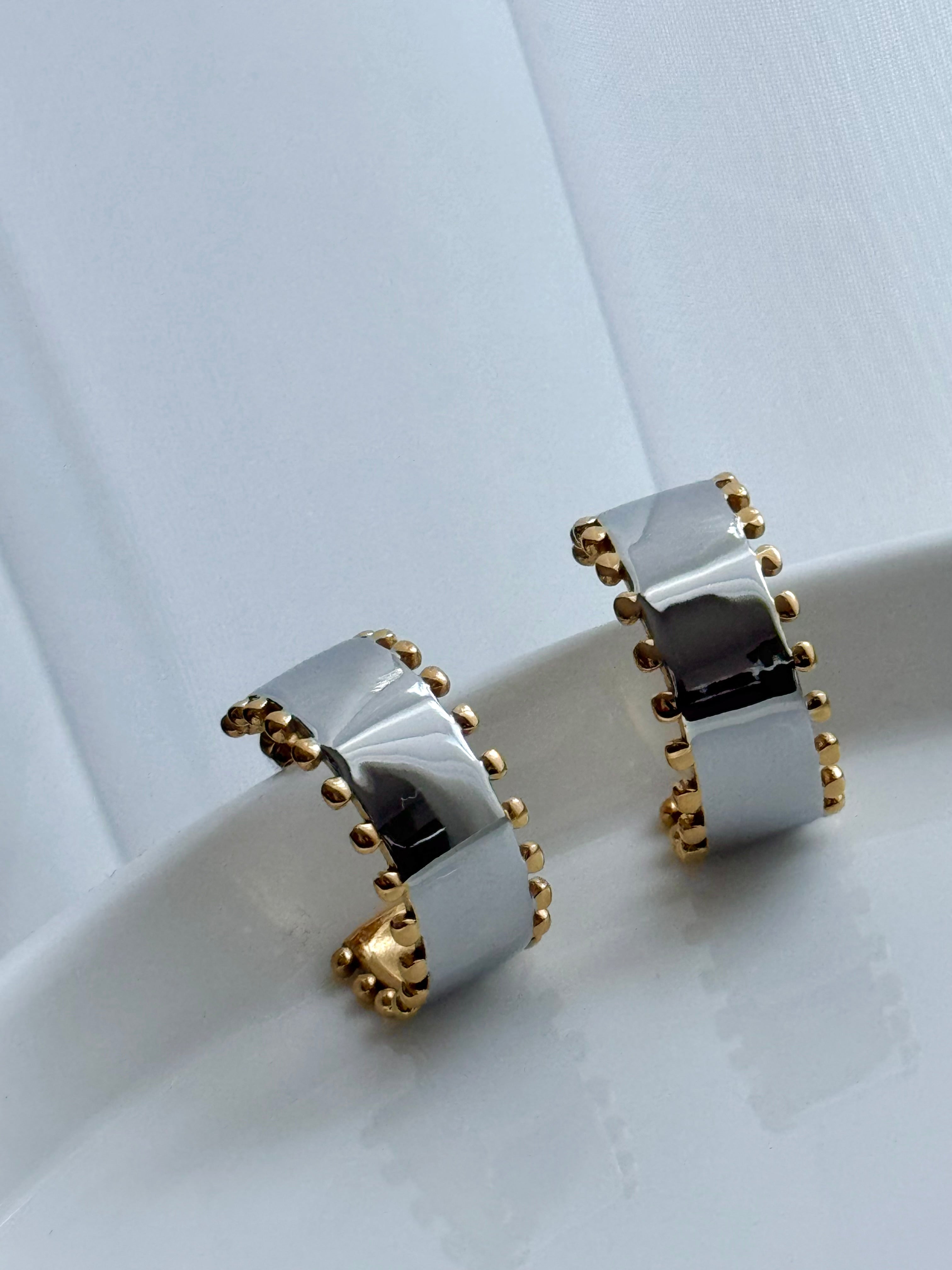 ARRACADAS CON BOLITAS