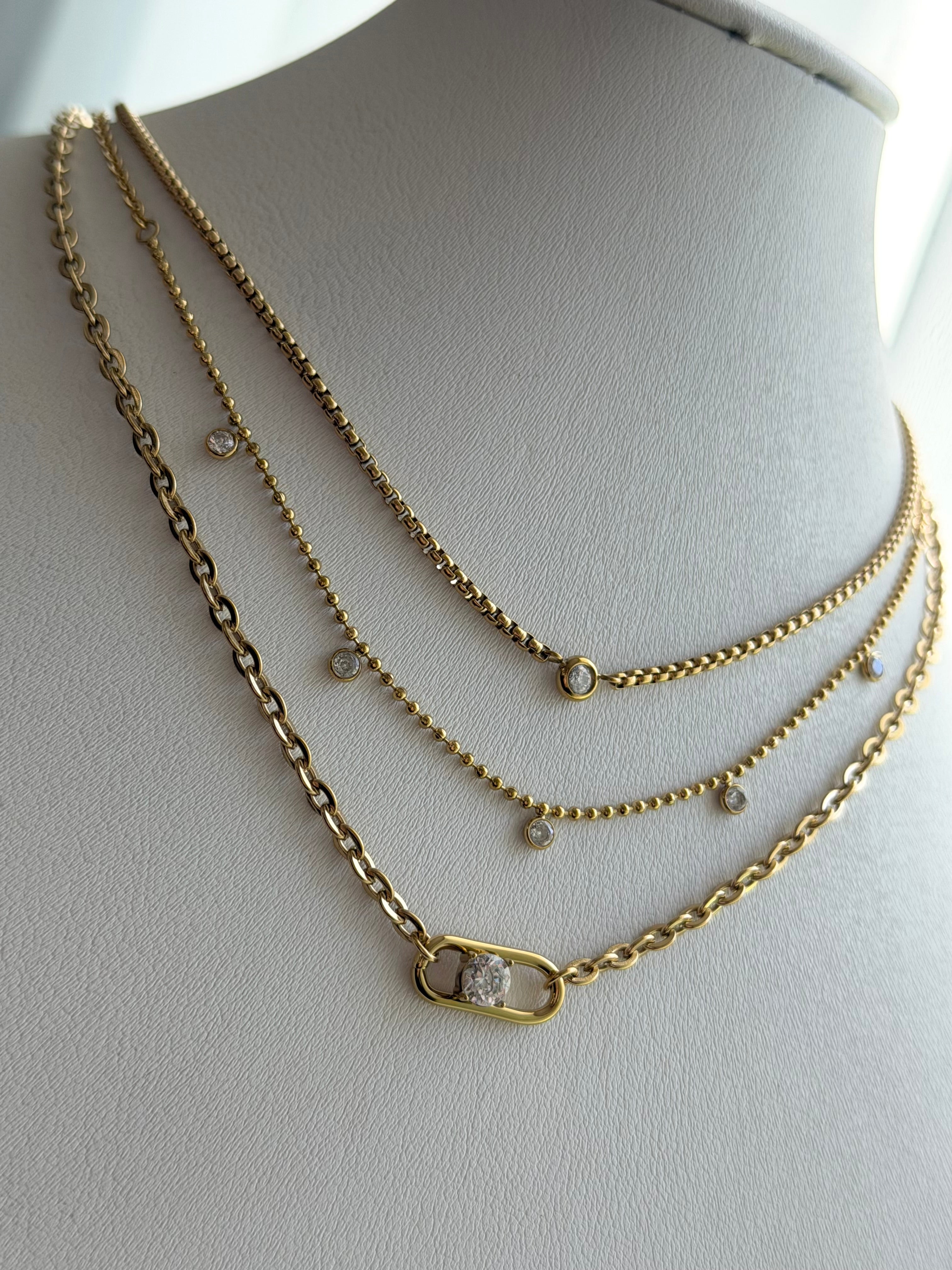 COLLAR TRIPLE CADENA