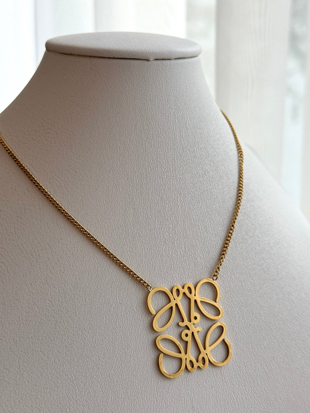COLLAR LOEWE