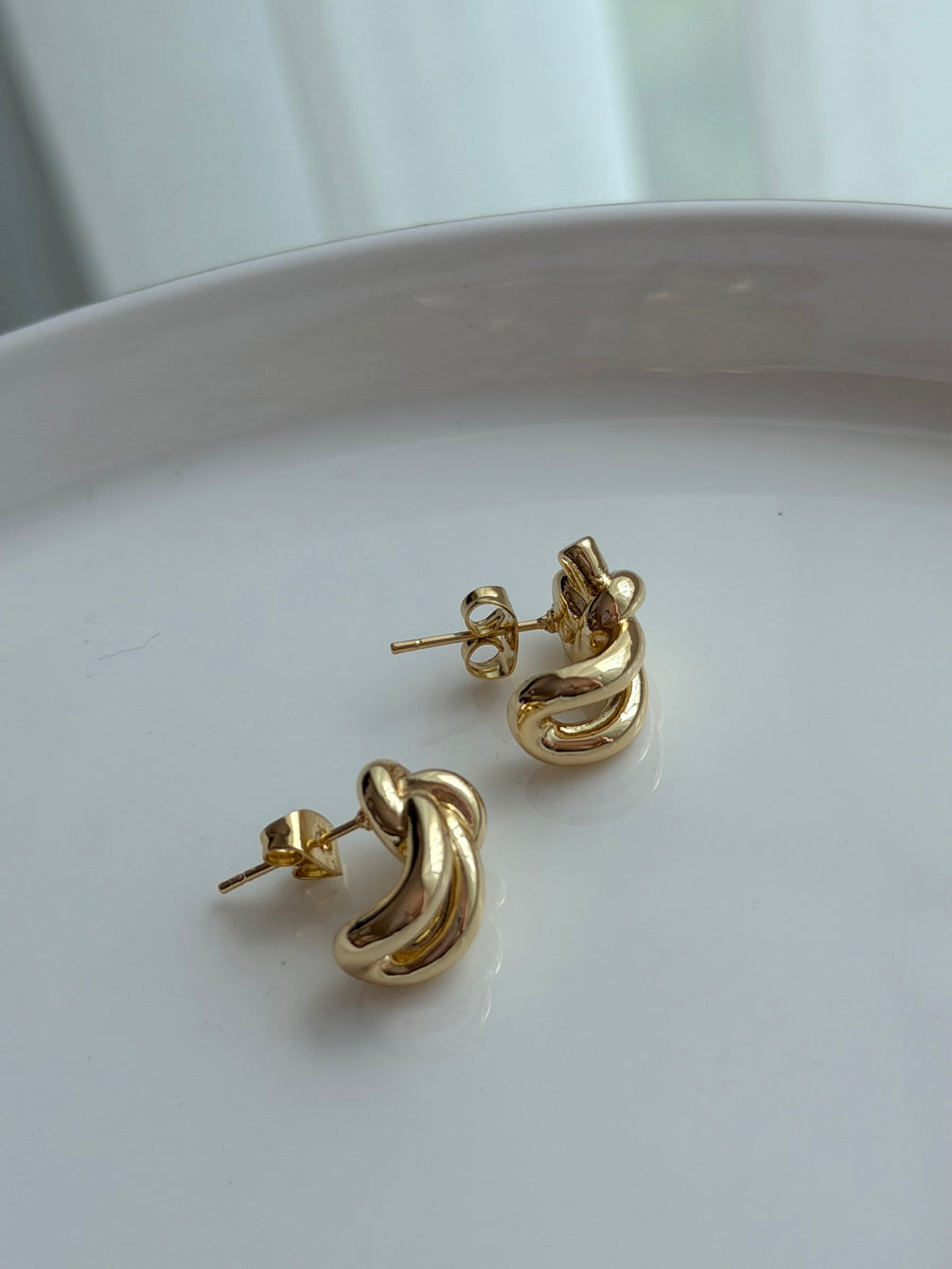 ARETE NUDO