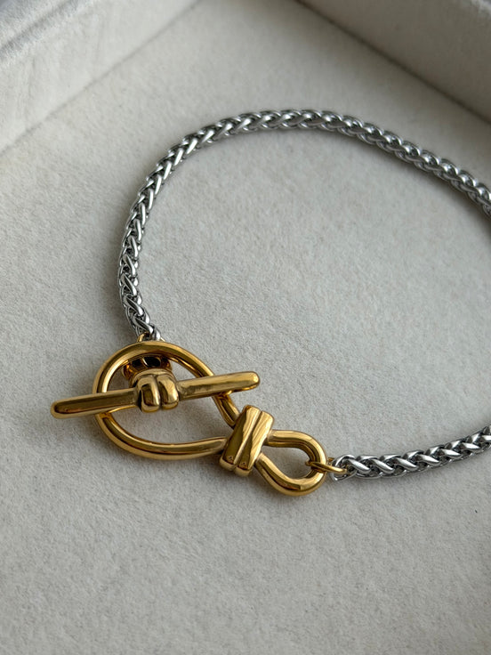 PULSERA BROCHE NUDO