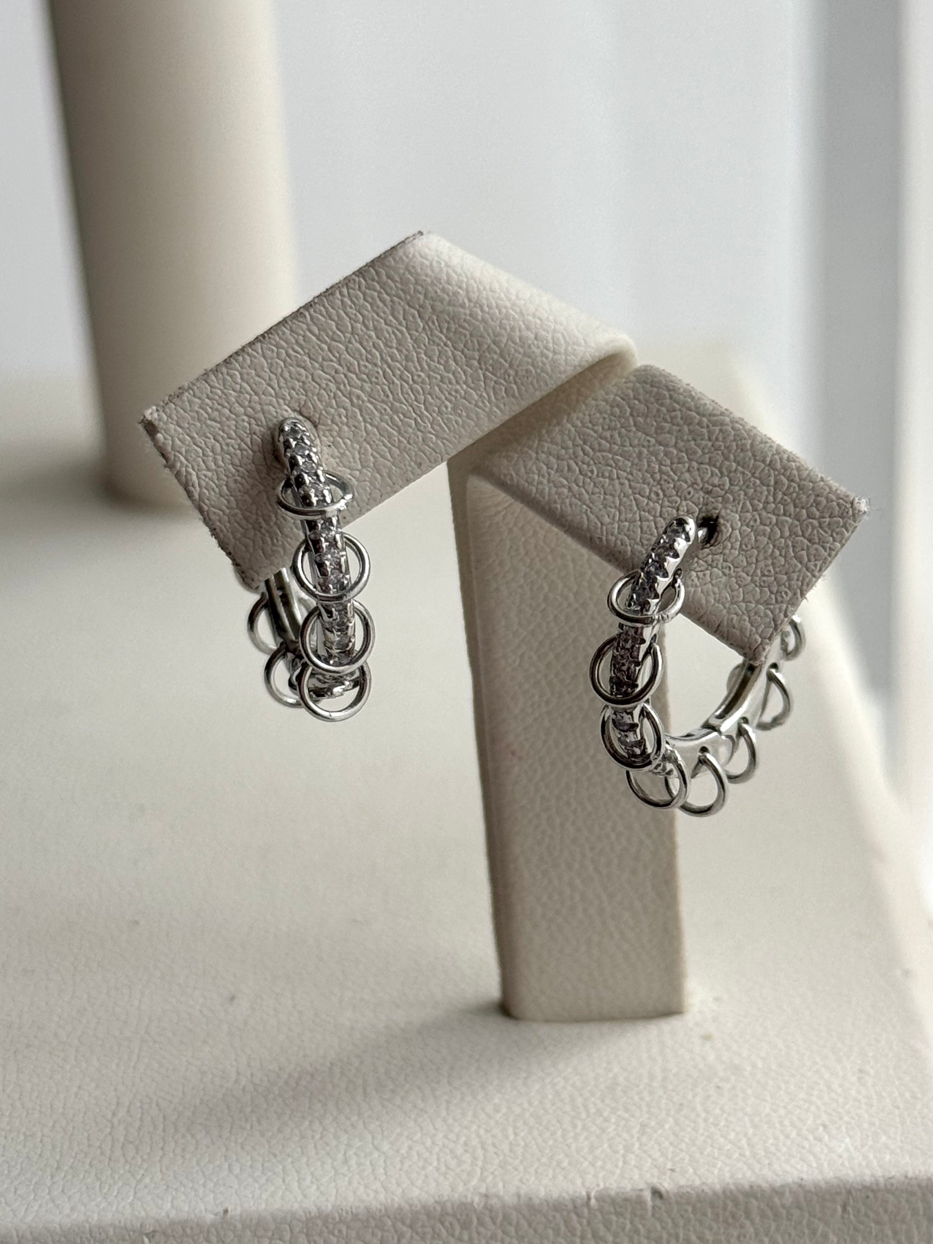 ARRACADA CON ARGOLLAS Y ZIRCONIA