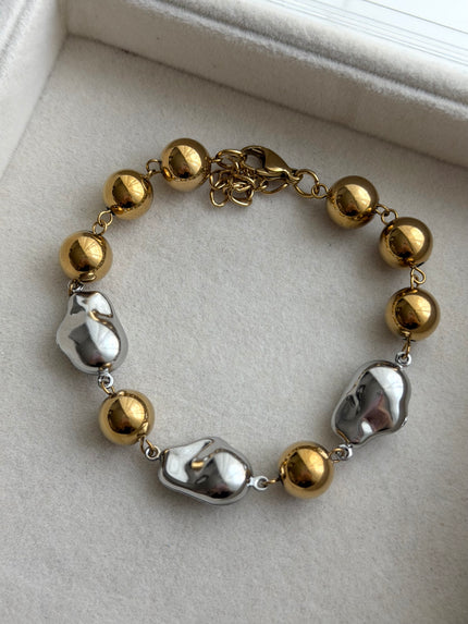 PULSERA BOLITAS Y FRIJOLITOS