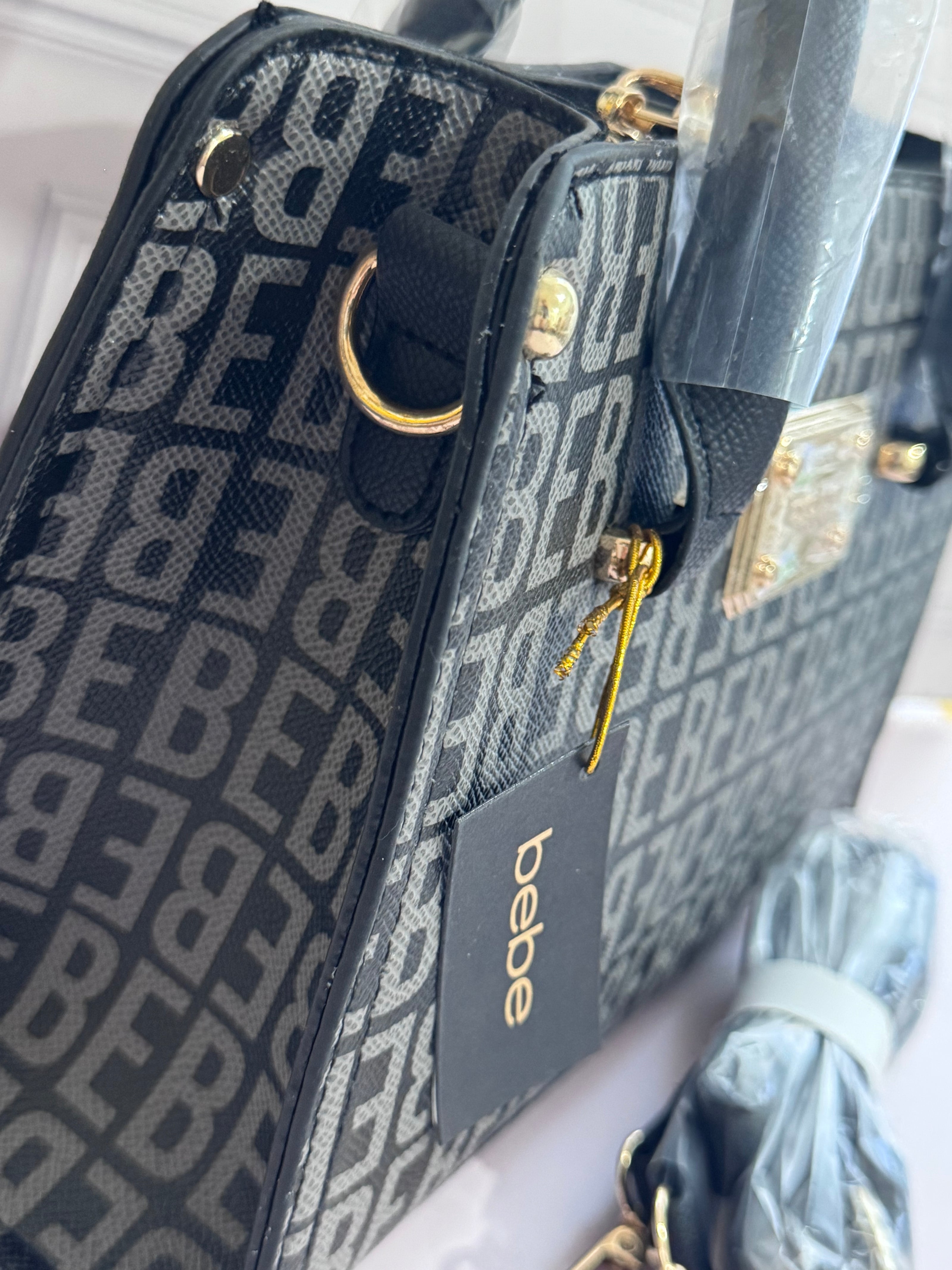 BOLSA BEBE CLUTCH NEGRA