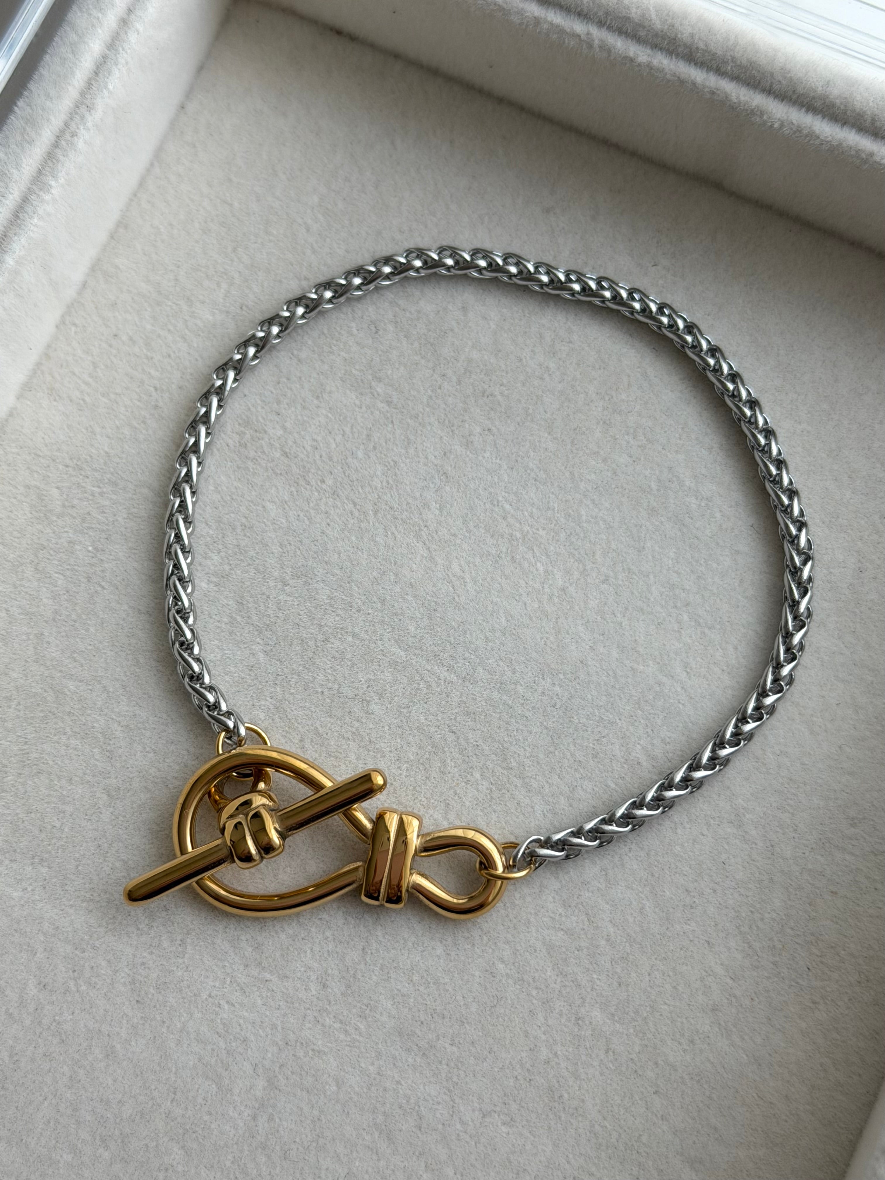 PULSERA BROCHE NUDO