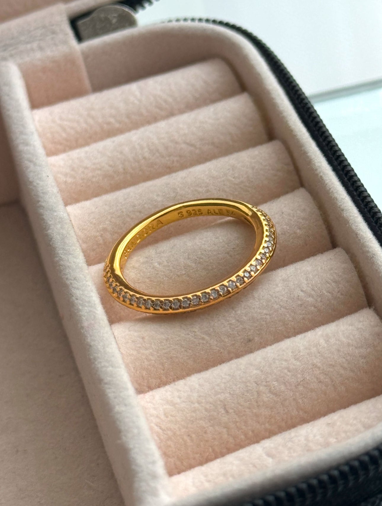 ARGOLLA GOLD CON ZIRCONIA