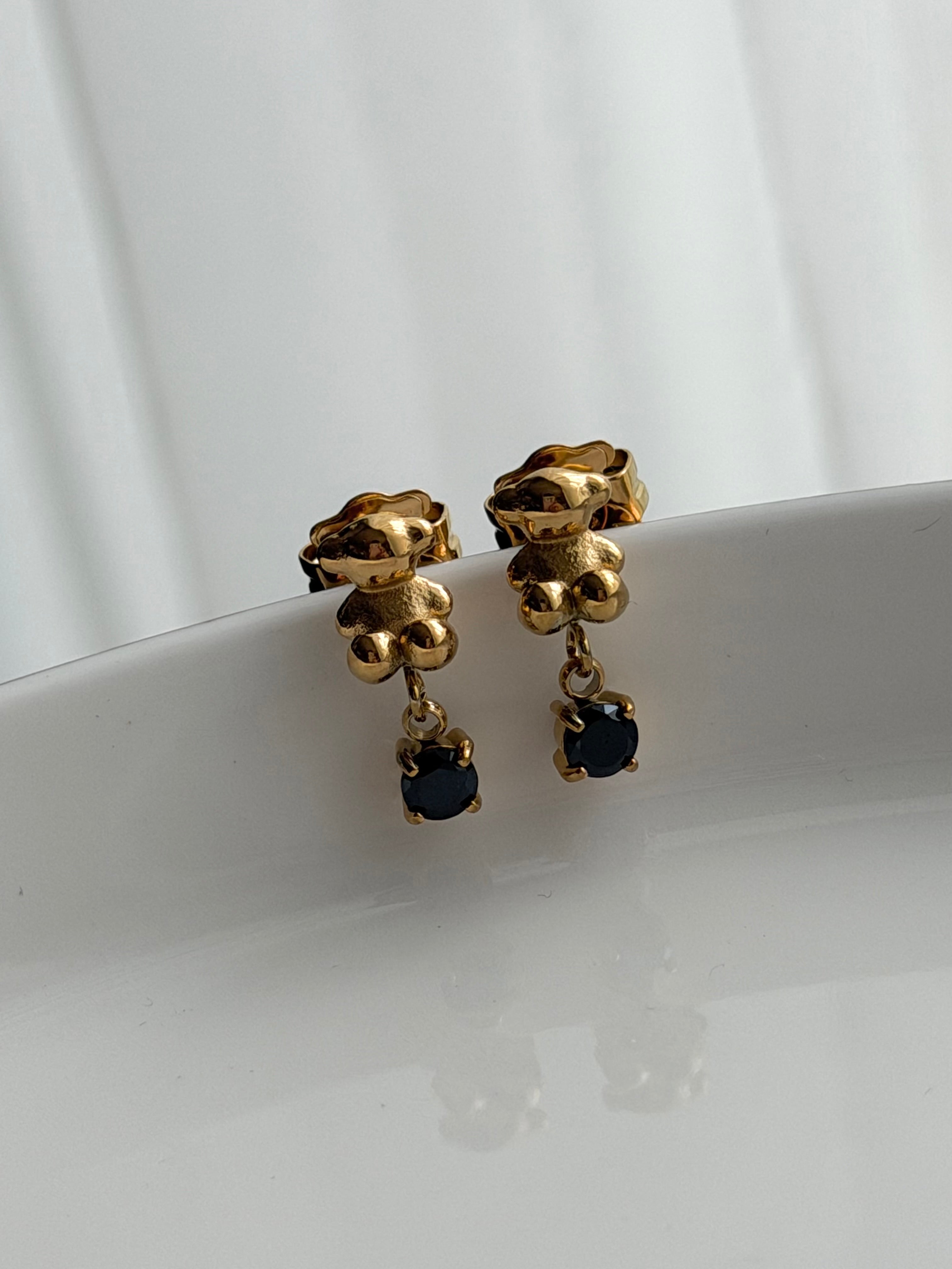ARETE OSO GOTA NEGRA