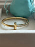 BRAZALETE T