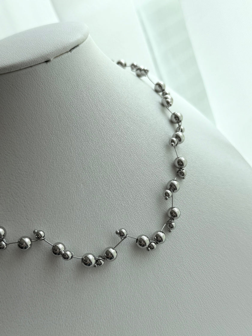 COLLAR BOLITAS